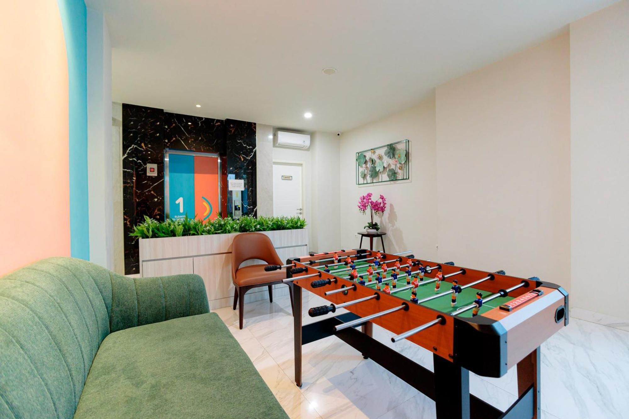 Sans Hotel 88 Andalan Surabaya By Reddoorz Exteriör bild