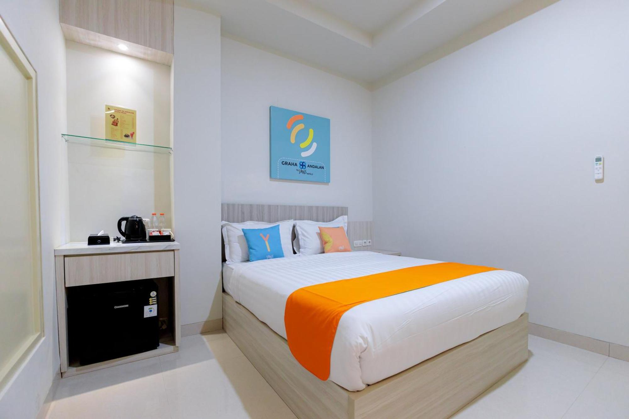 Sans Hotel 88 Andalan Surabaya By Reddoorz Exteriör bild