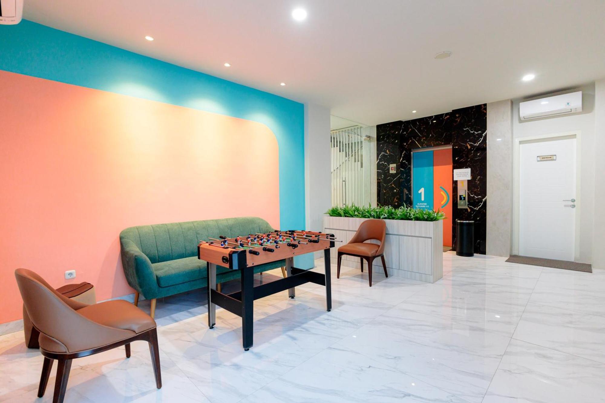 Sans Hotel 88 Andalan Surabaya By Reddoorz Exteriör bild