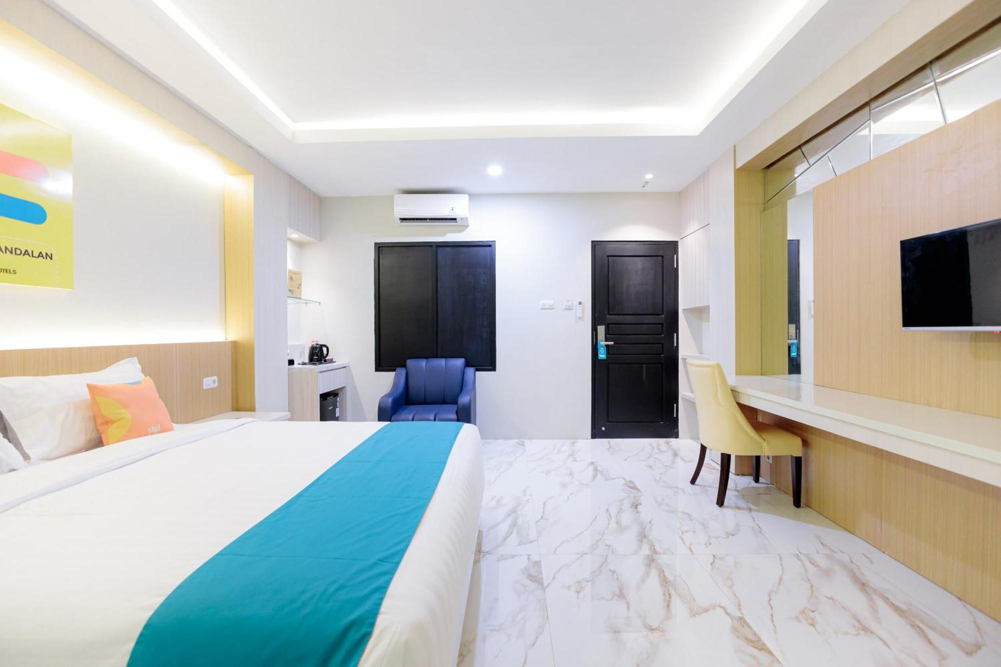Sans Hotel 88 Andalan Surabaya By Reddoorz Exteriör bild